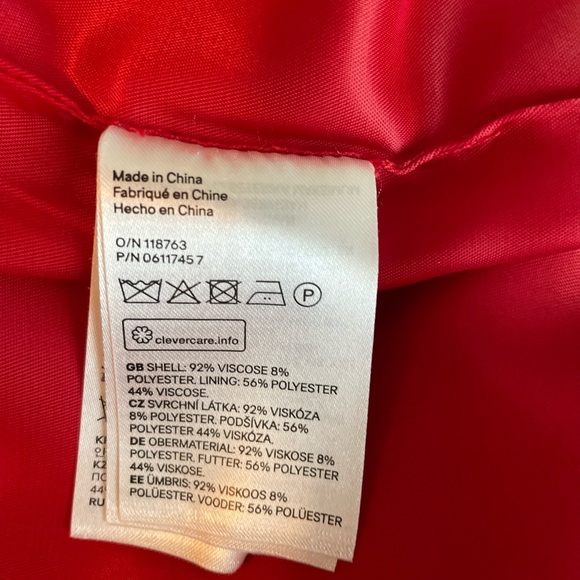 H&M red tuxedo lapel blazer - Picture 8 of 9